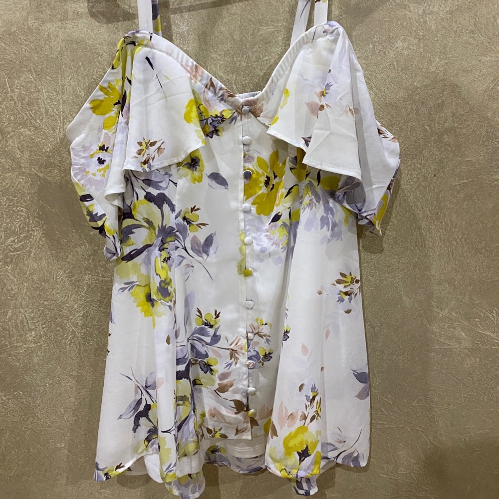 Torrid Sz:00 (off the shoulder)+straps tank floral